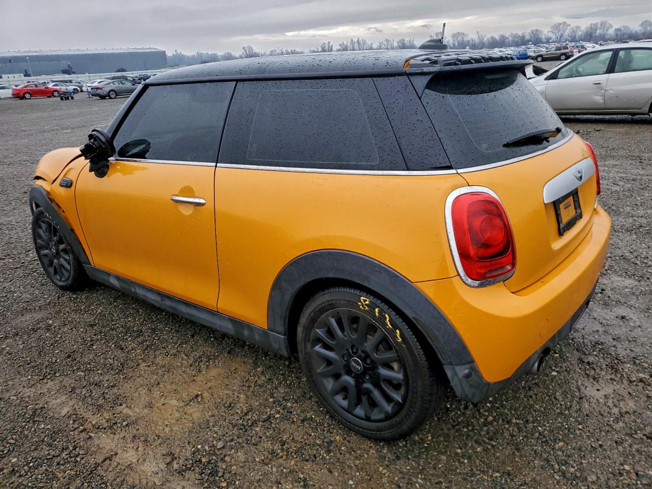 2014 MINI COOPER photo 3