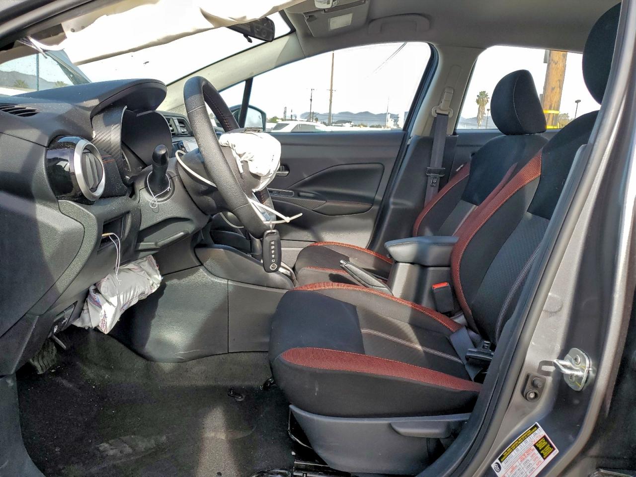 2025 NISSAN VERSA SR photo 13