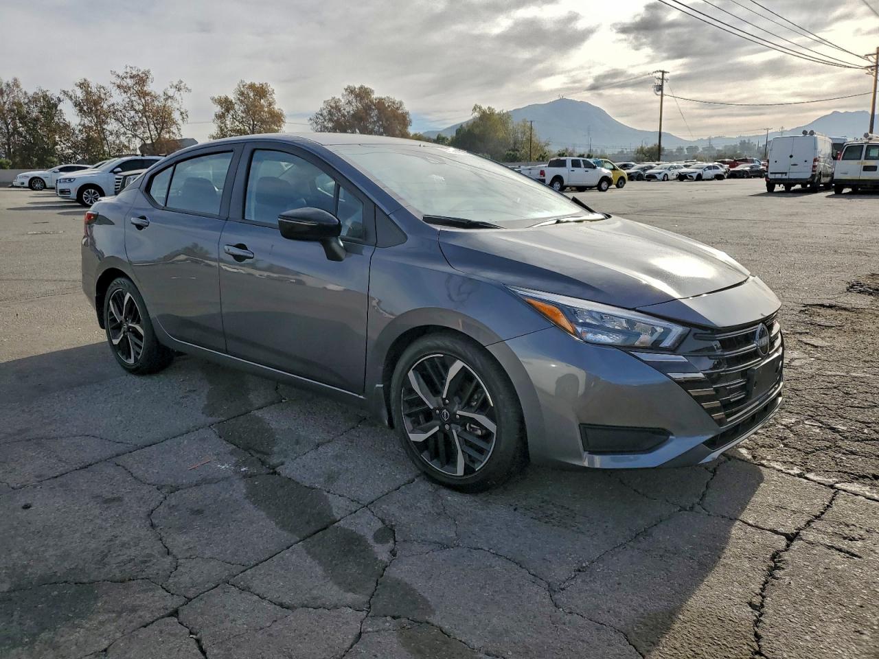 2025 NISSAN VERSA SR photo 7