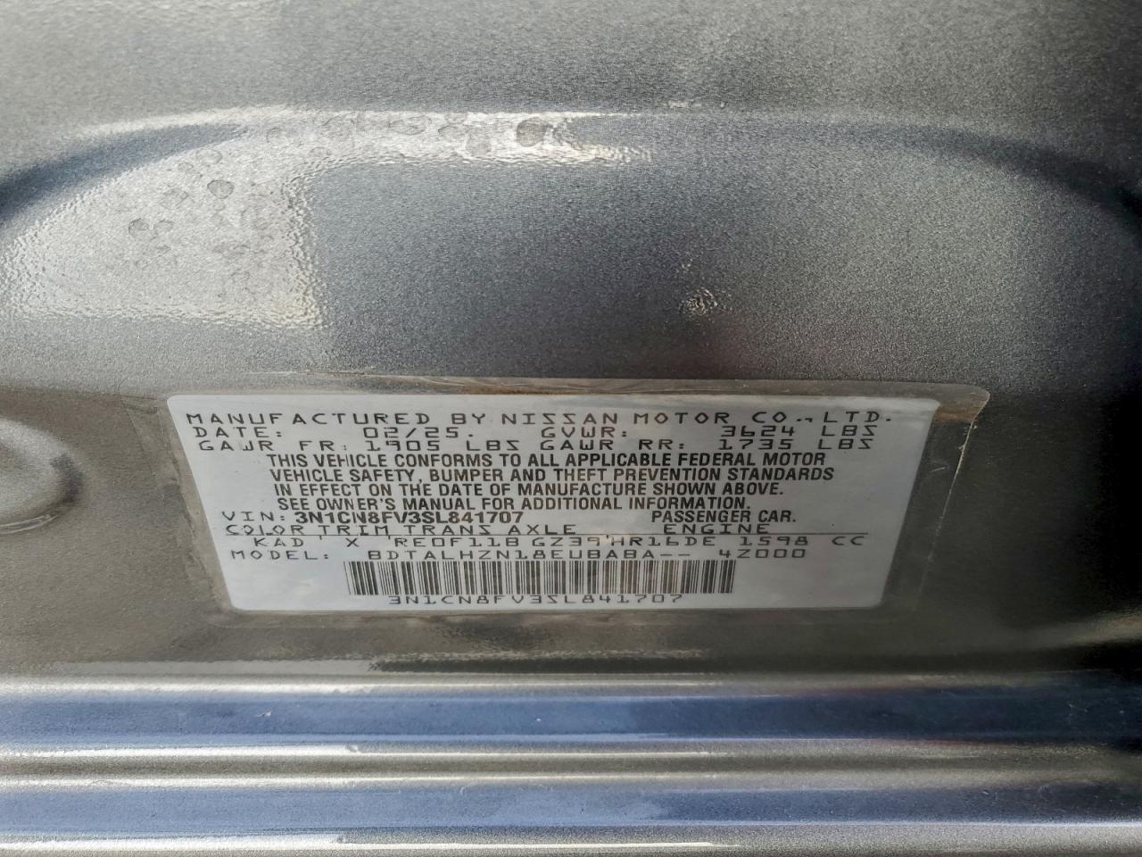 2025 NISSAN VERSA SR photo 25