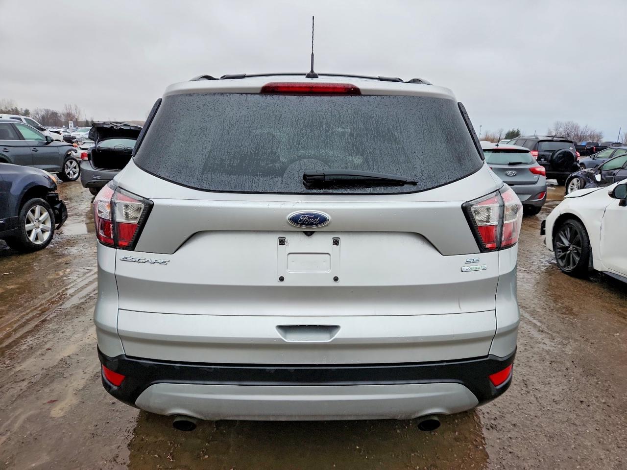 2017 FORD ESCAPE SE photo 6