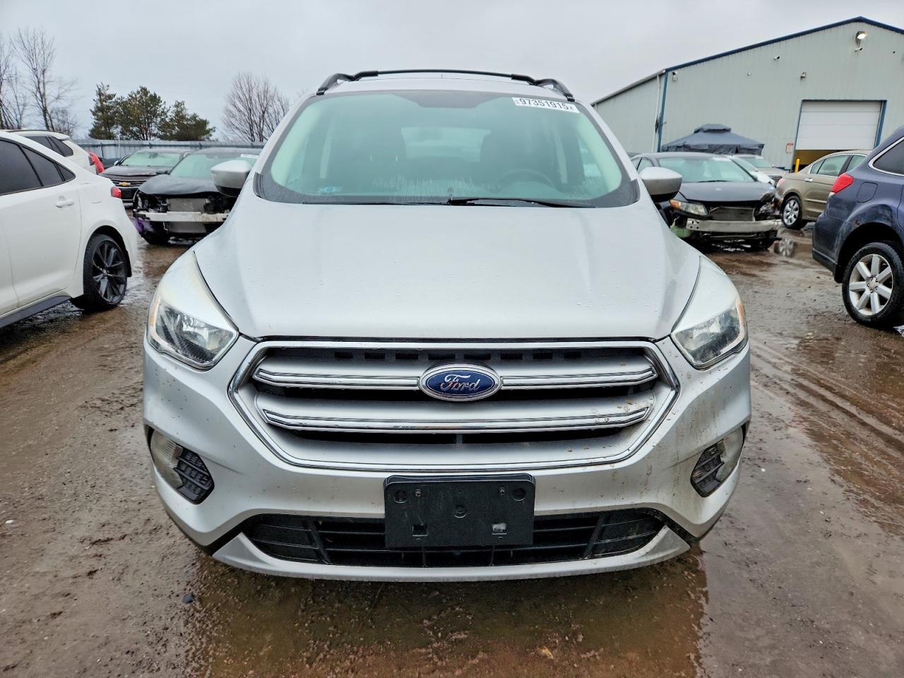 2017 FORD ESCAPE SE photo 5