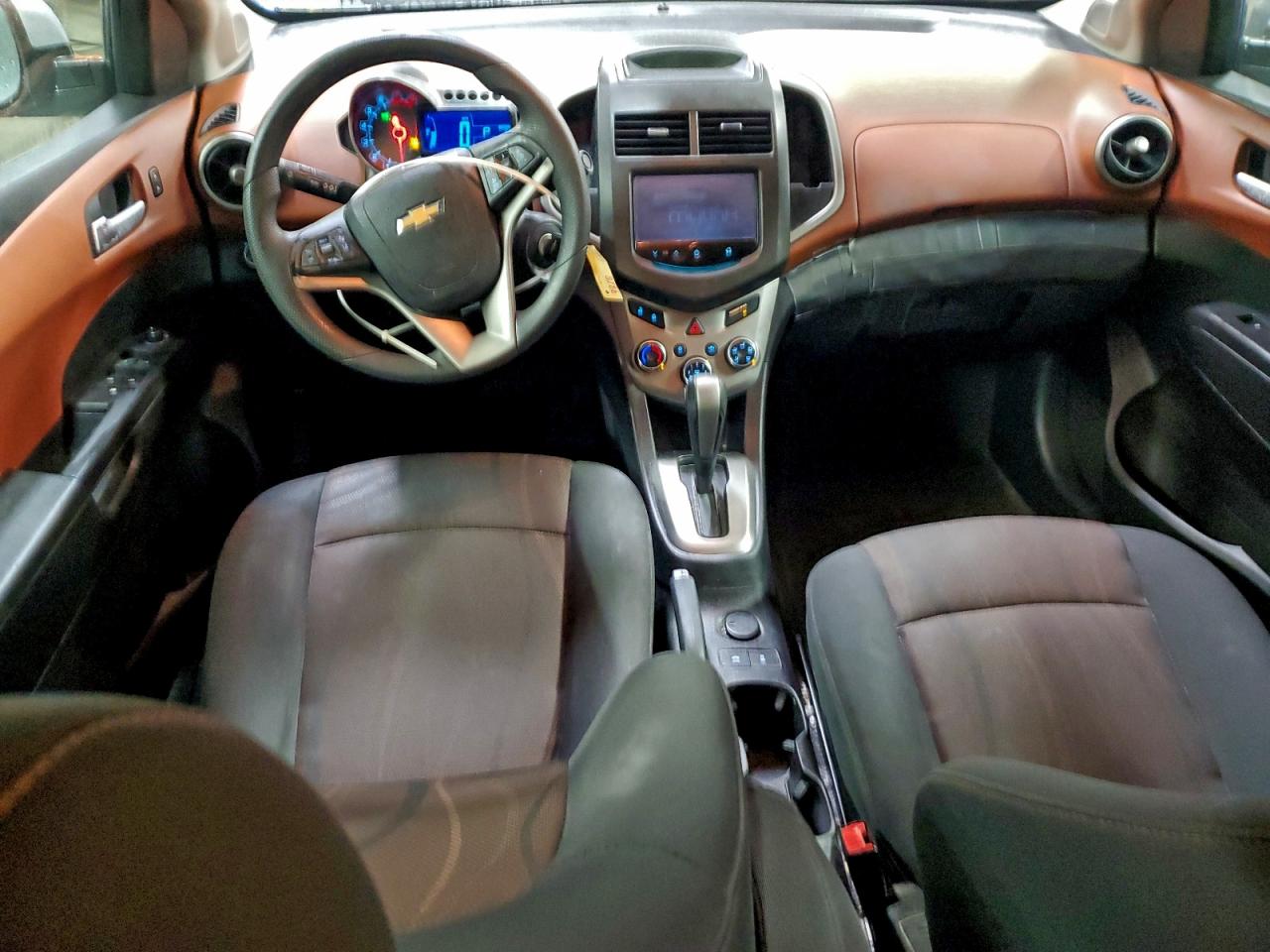 2014 CHEVROLET SONIC LT photo 22