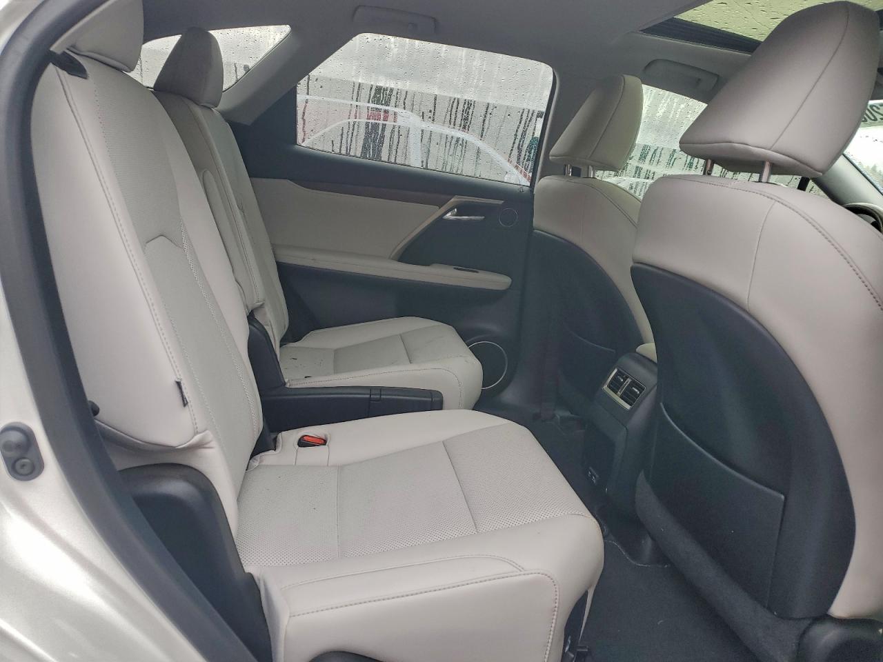 2022 LEXUS RX 450H L photo 31