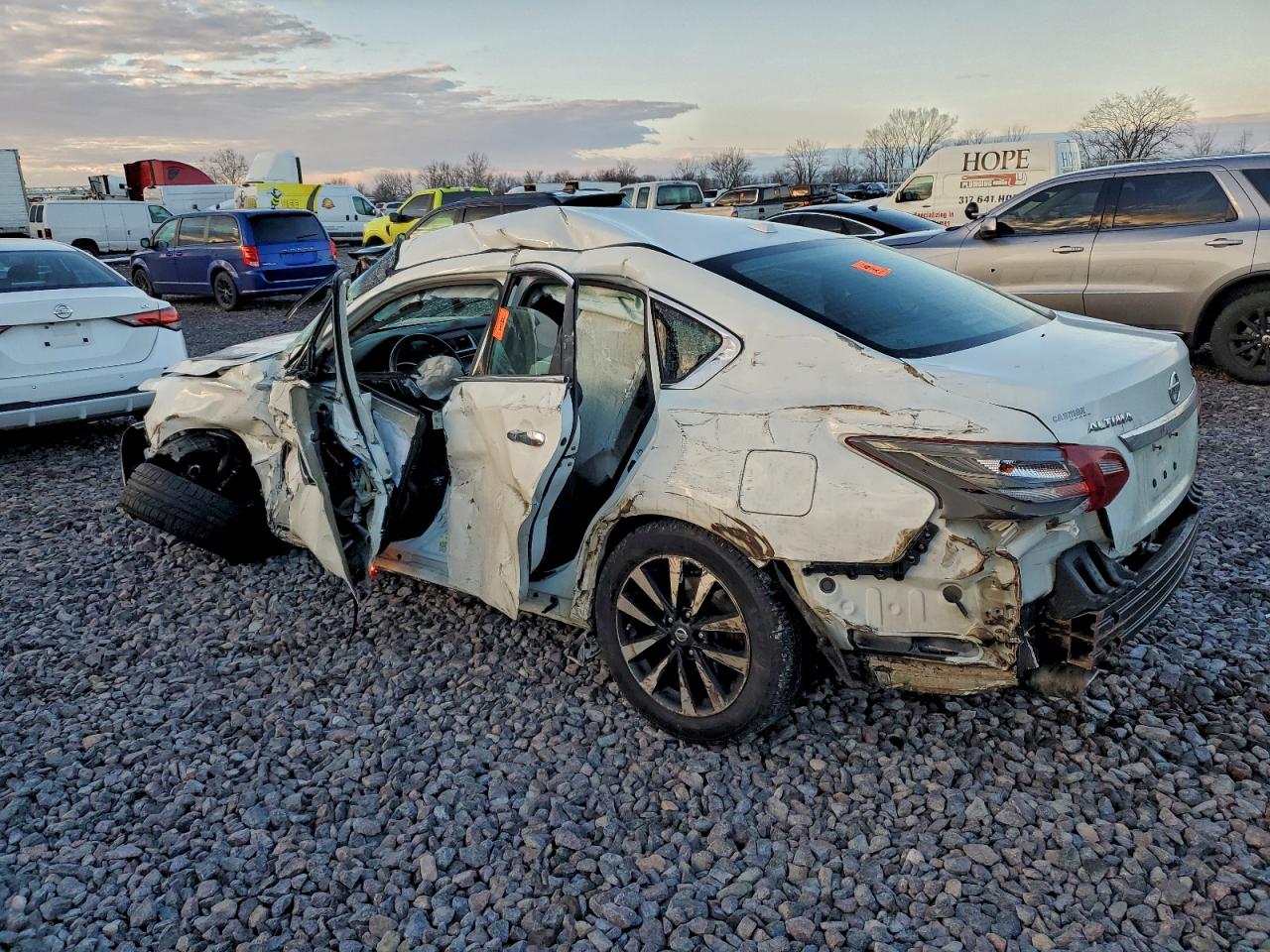 2018 NISSAN ALTIMA 2.5 photo 3