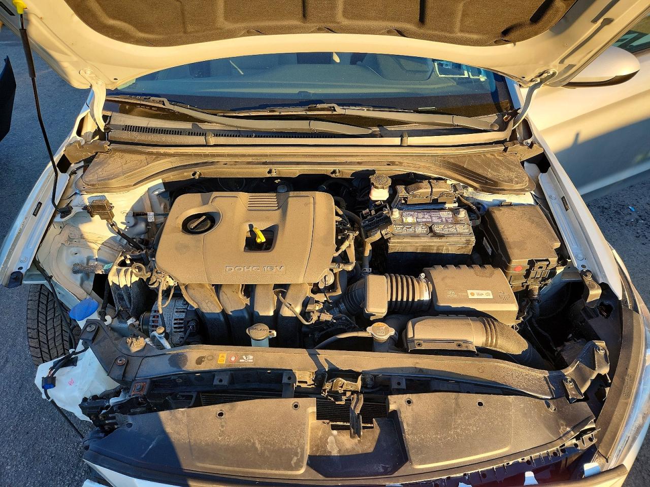2017 HYUNDAI ELANTRA SE photo 21
