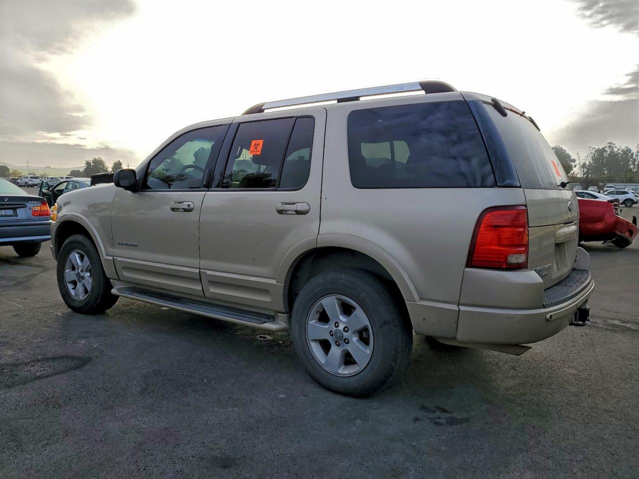 2005 FORD EXPLORER LIMITED photo 4