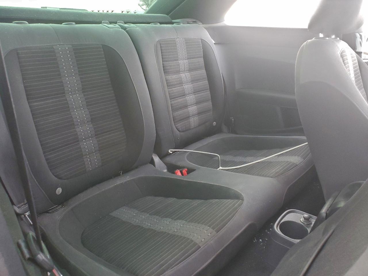 2014 VOLKSWAGEN BEETLE TURBO photo 19