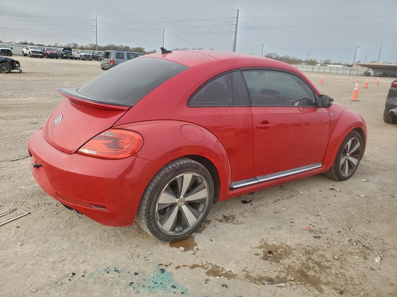 2014 VOLKSWAGEN BEETLE TURBO photo 5