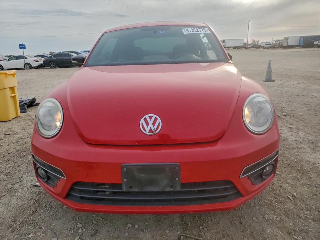 2014 VOLKSWAGEN BEETLE TURBO photo 9