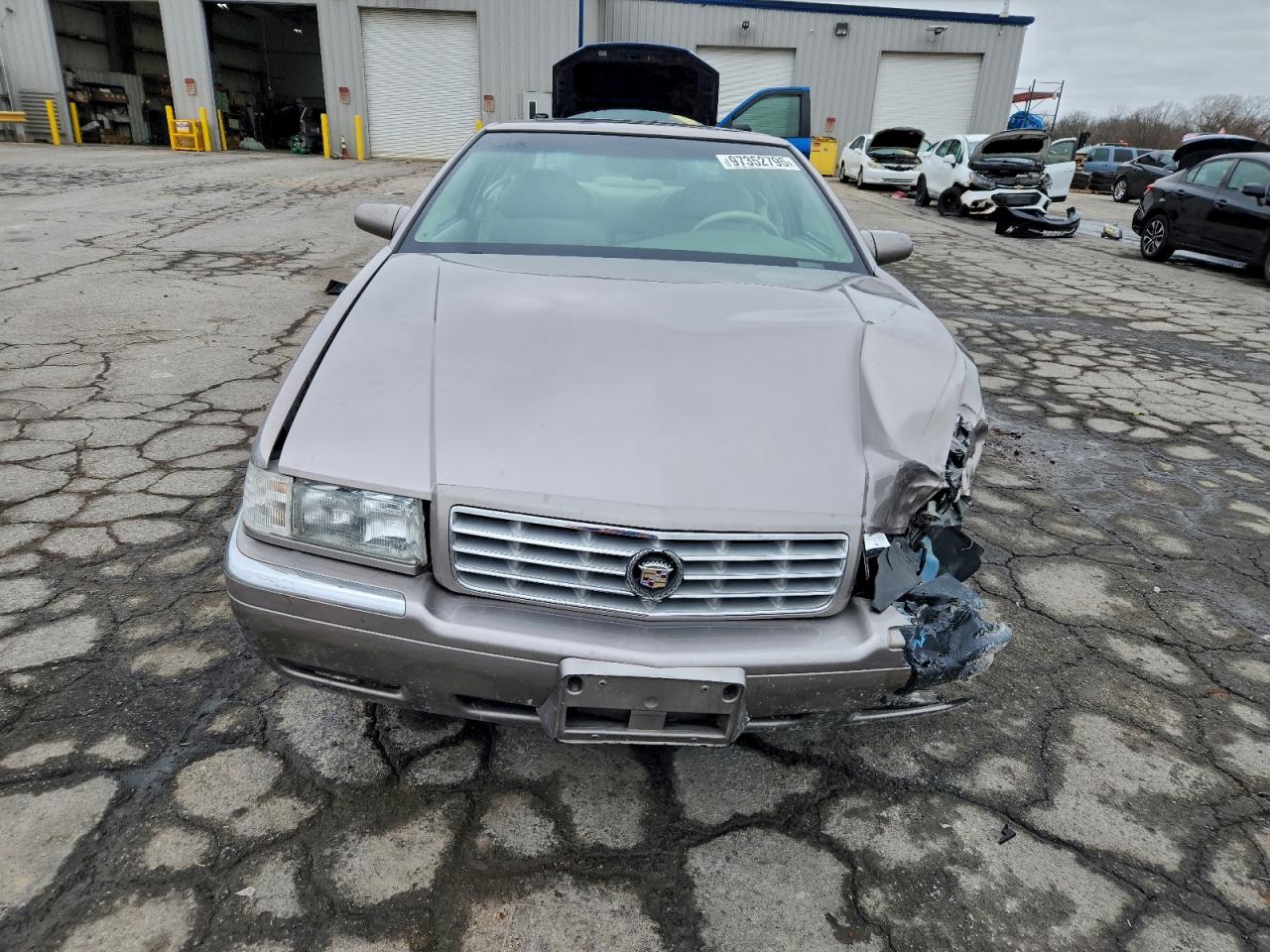 1997 CADILLAC ELDORADO photo 9