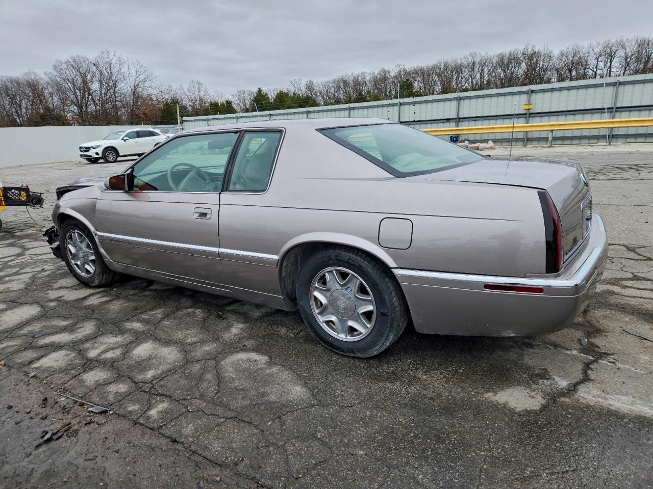 1997 CADILLAC ELDORADO photo 3