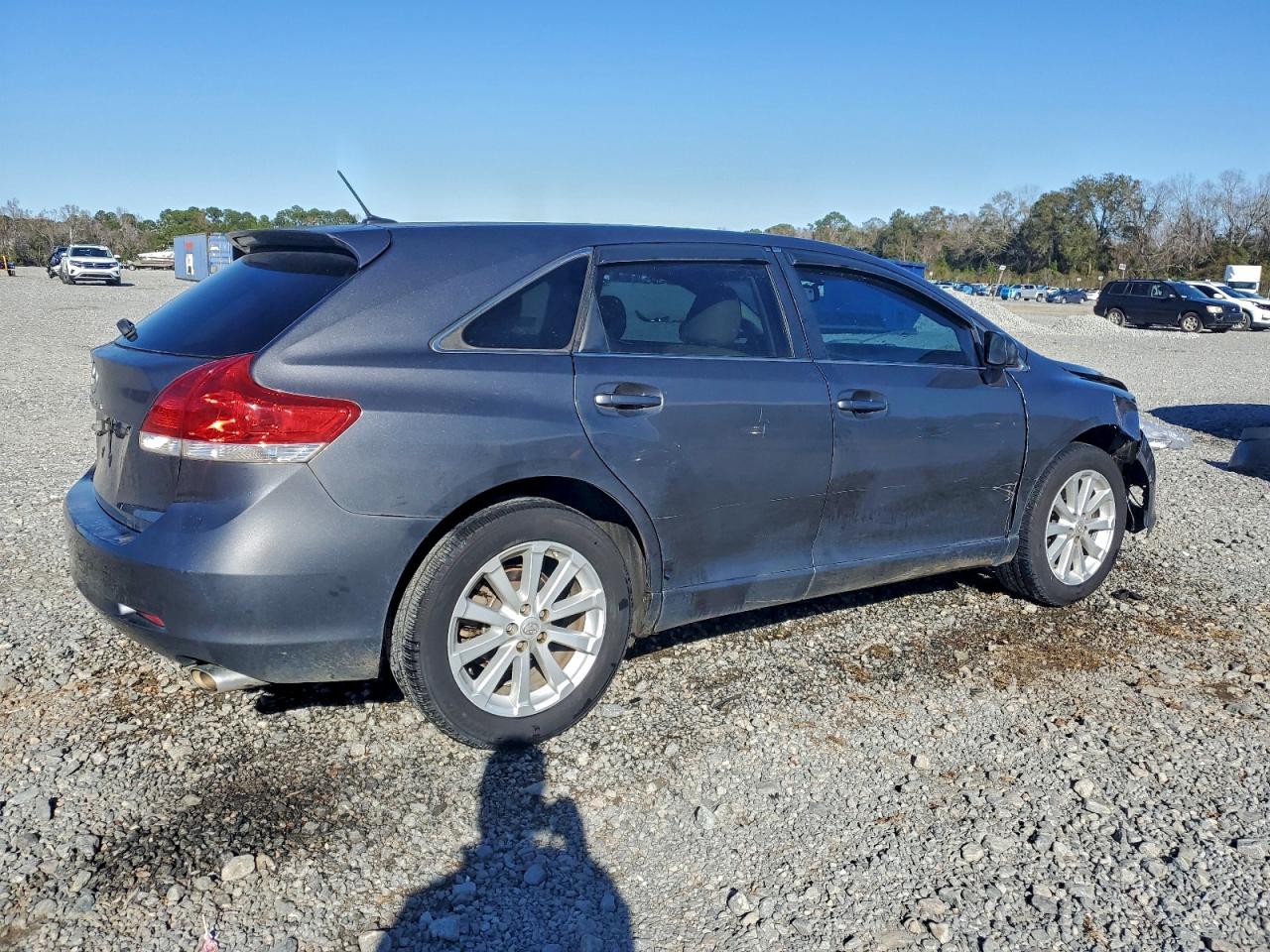 2010 TOYOTA VENZA photo 9