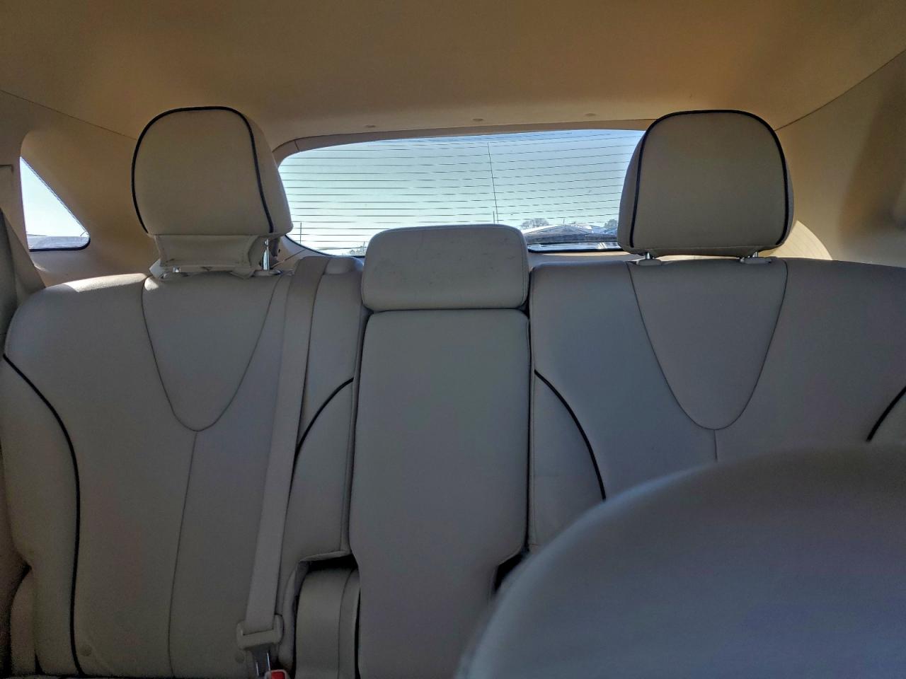 2010 TOYOTA VENZA photo 37