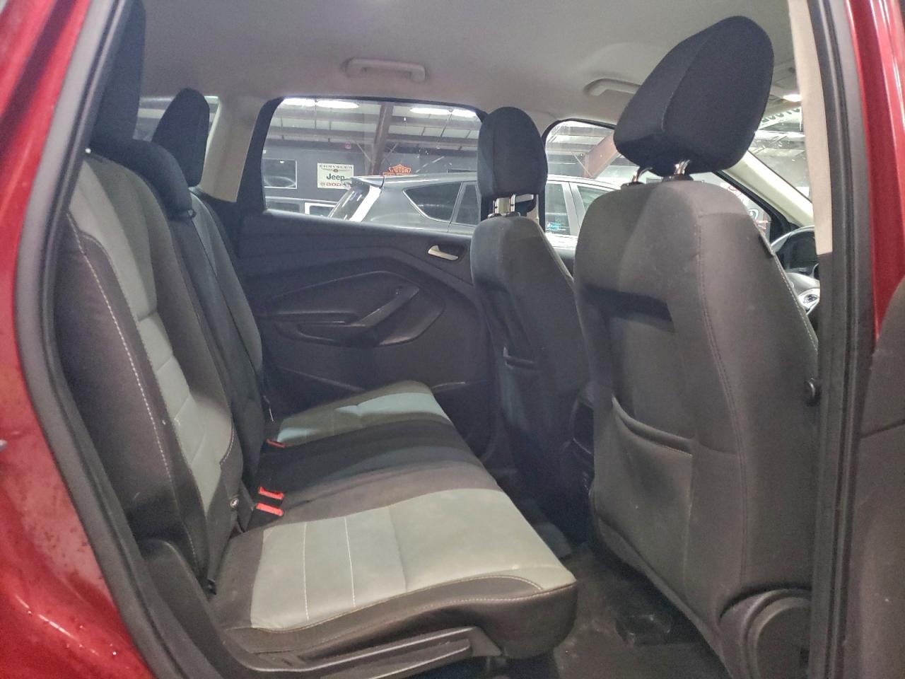 2016 FORD ESCAPE SE photo 31
