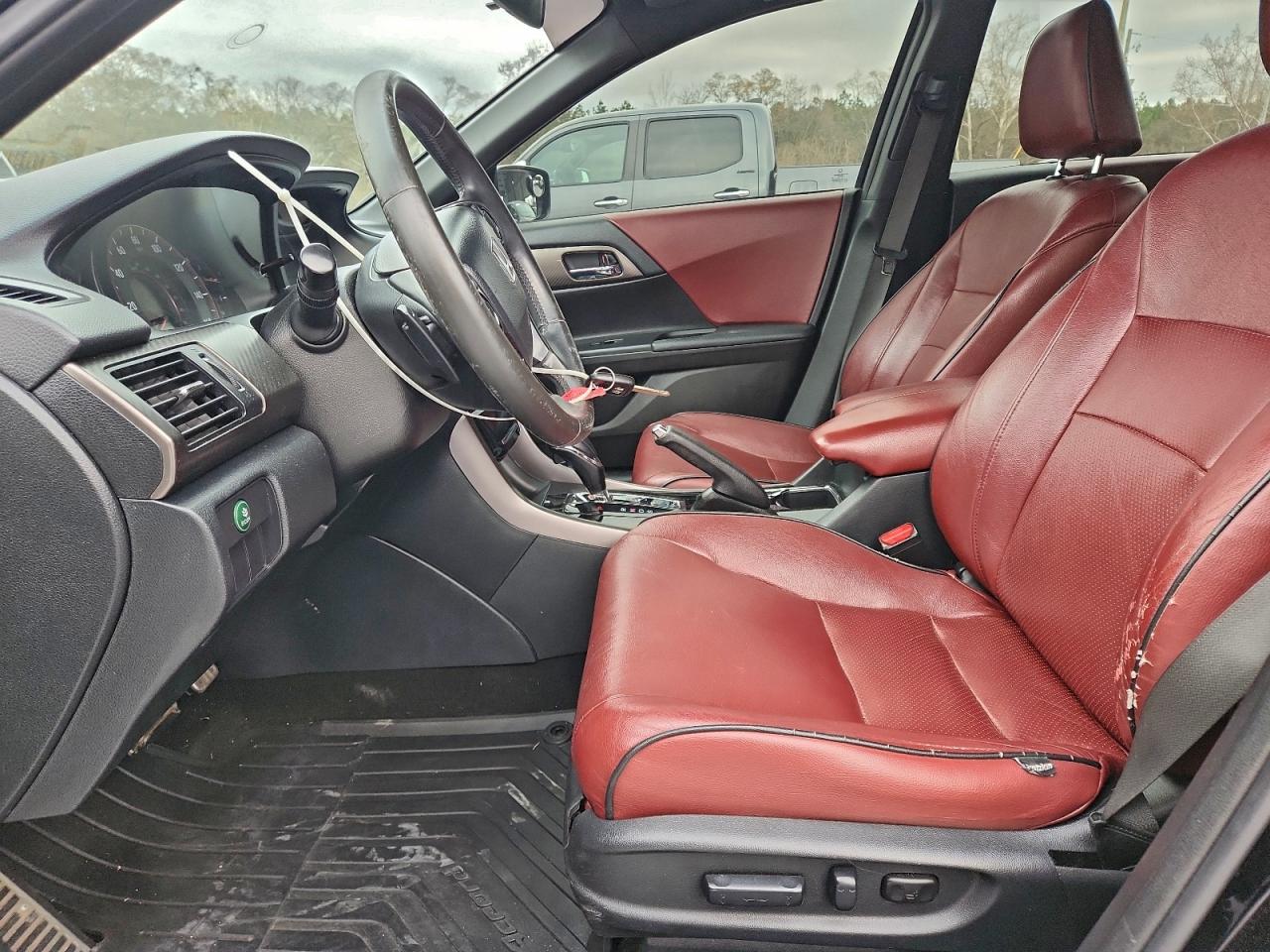 2016 HONDA ACCORD SPORT photo 7