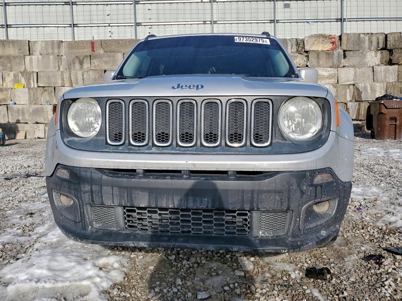 2017 JEEP RENEGADE LATITUDE photo 5