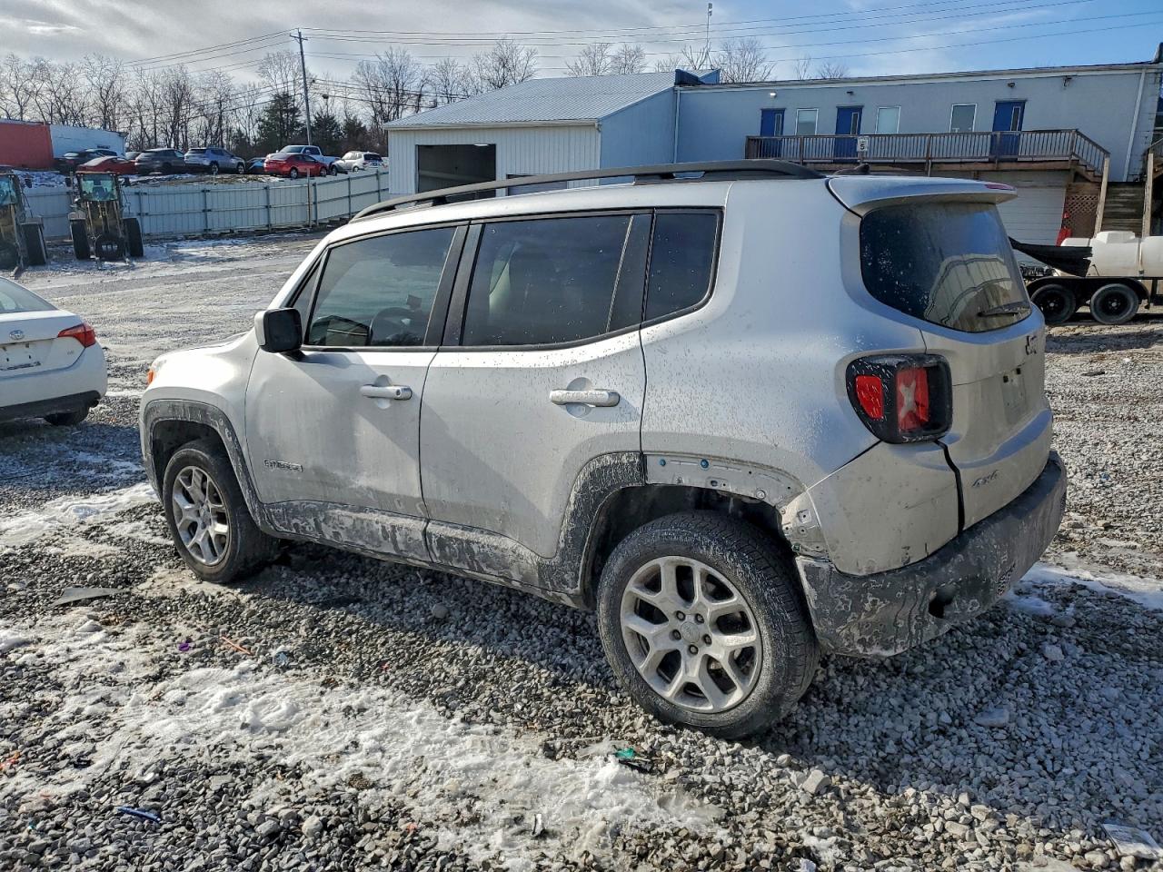 2017 JEEP RENEGADE LATITUDE photo 2