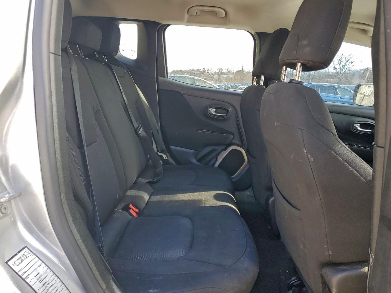 2017 JEEP RENEGADE LATITUDE photo 11