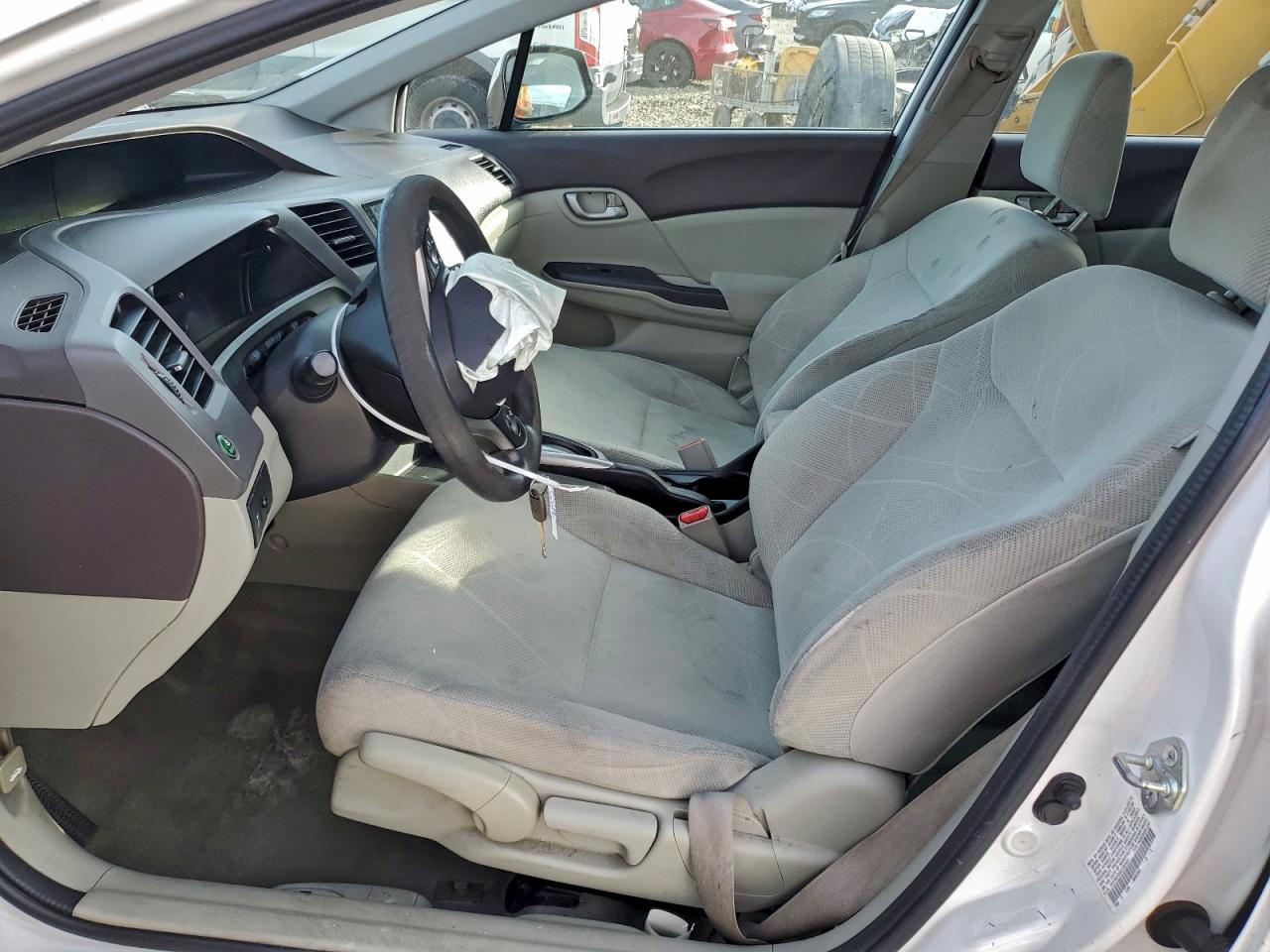 2012 HONDA CIVIC LX photo 7