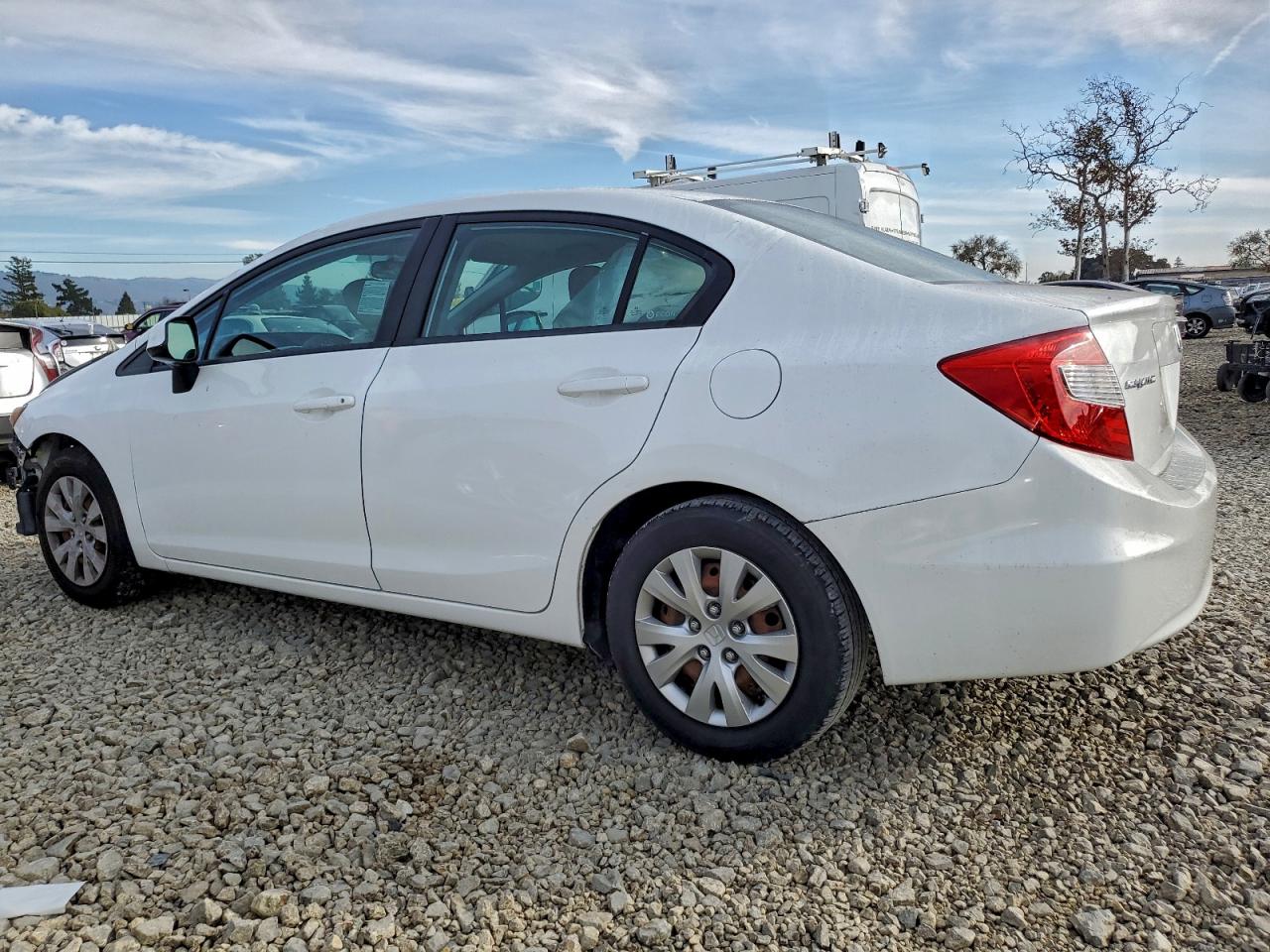 2012 HONDA CIVIC LX photo 2