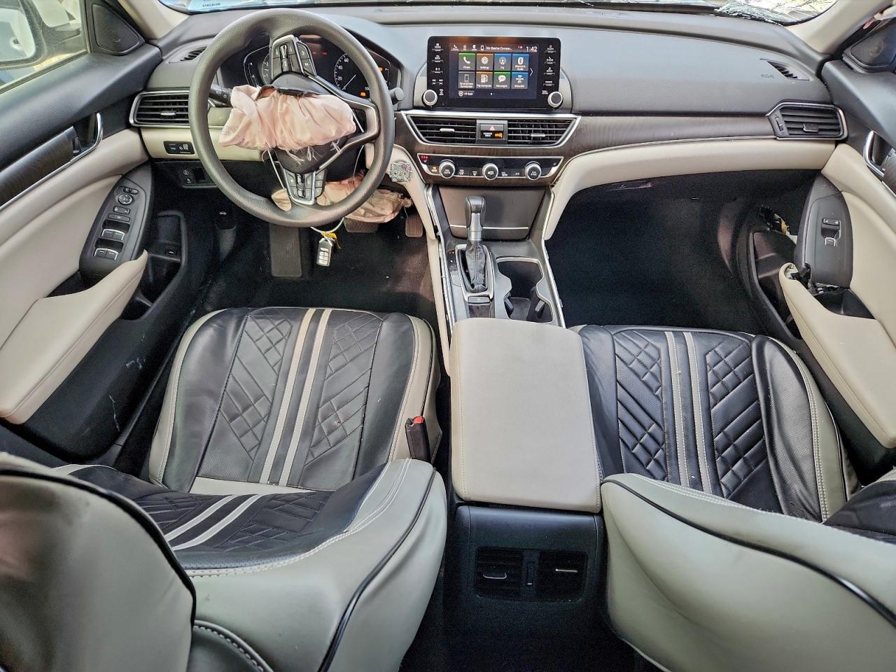 2018 HONDA ACCORD EX photo 8