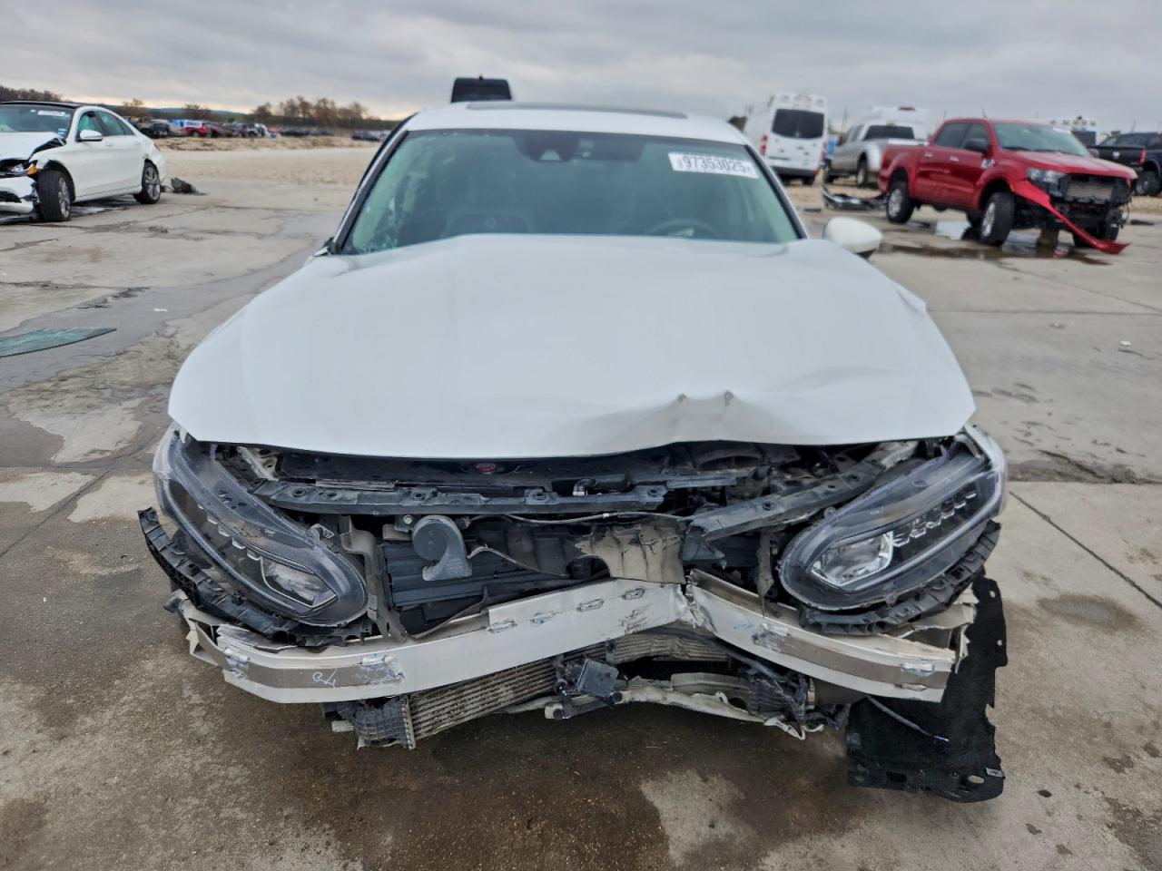 2018 HONDA ACCORD EX photo 5