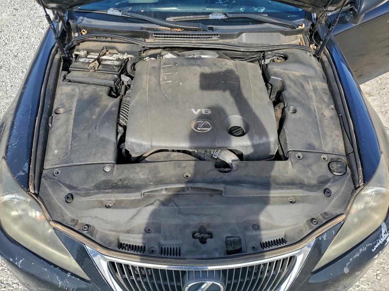 2012 LEXUS IS 250 photo 11