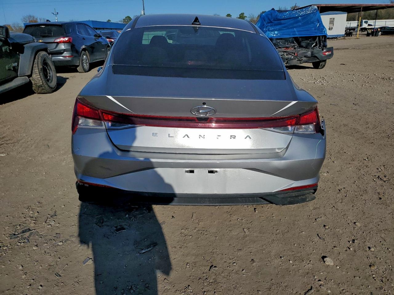 2023 HYUNDAI ELANTRA SEL photo 6
