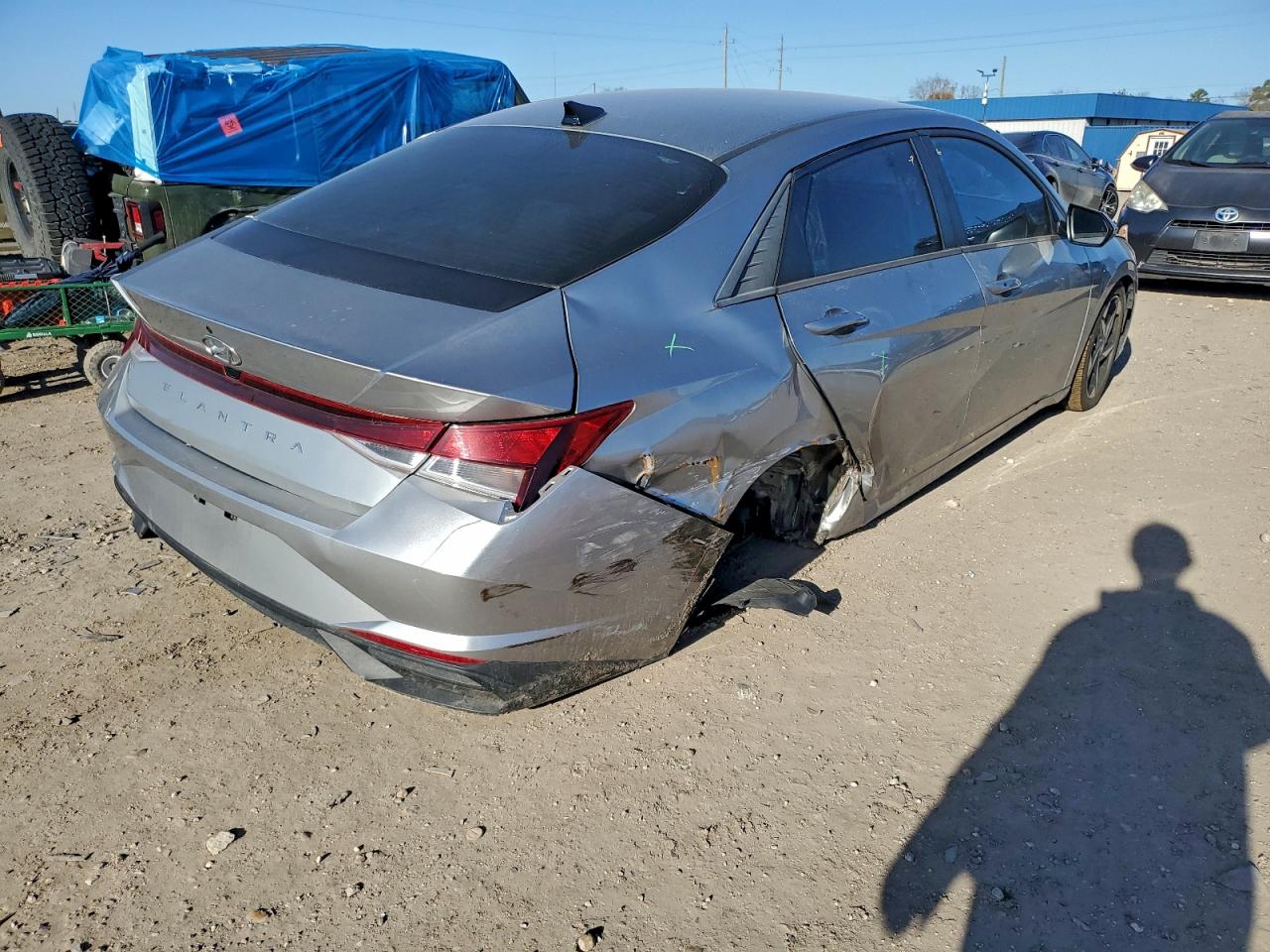 2023 HYUNDAI ELANTRA SEL photo 3