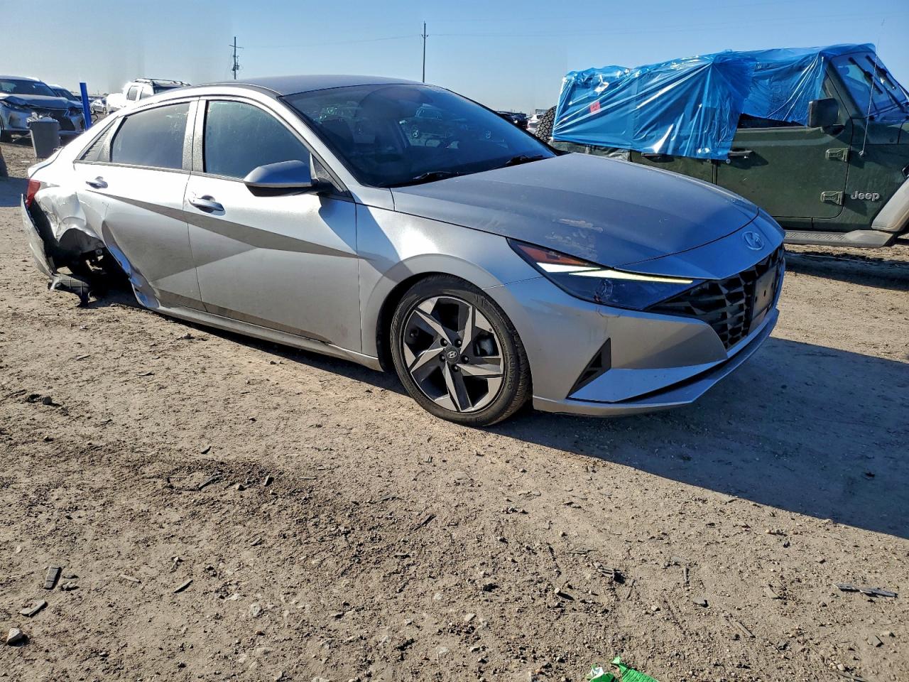 2023 HYUNDAI ELANTRA SEL photo 4