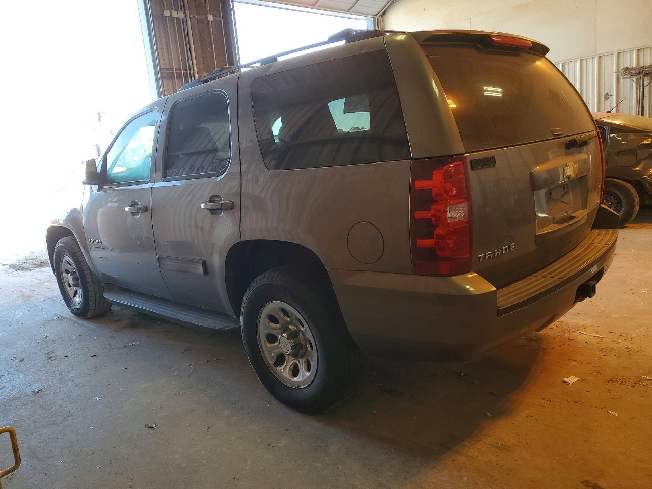 2012 CHEVROLET TAHOE C1500 LS photo 2