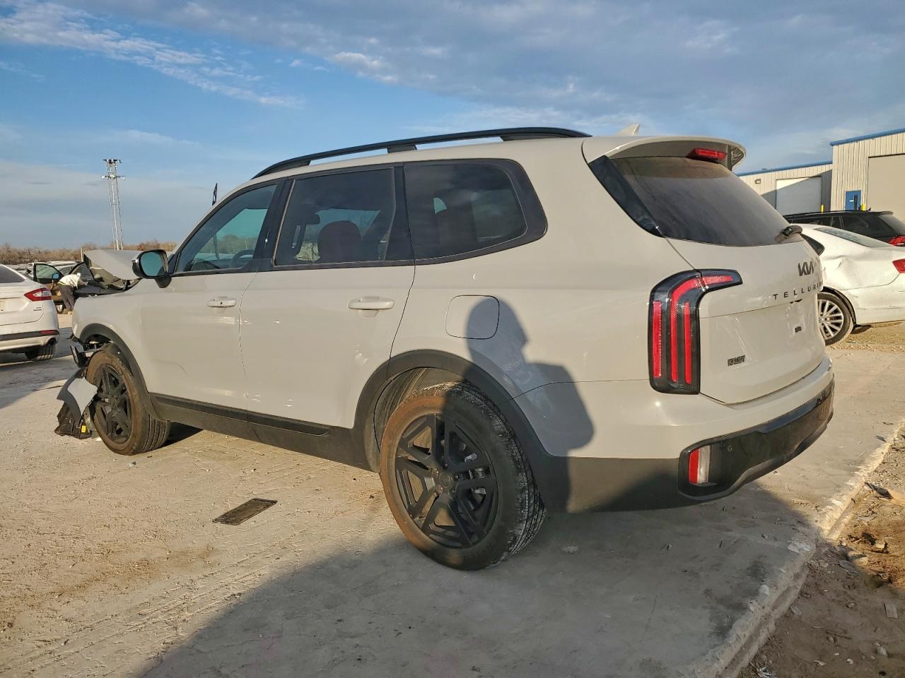 2025 KIA TELLURIDE EX photo 3