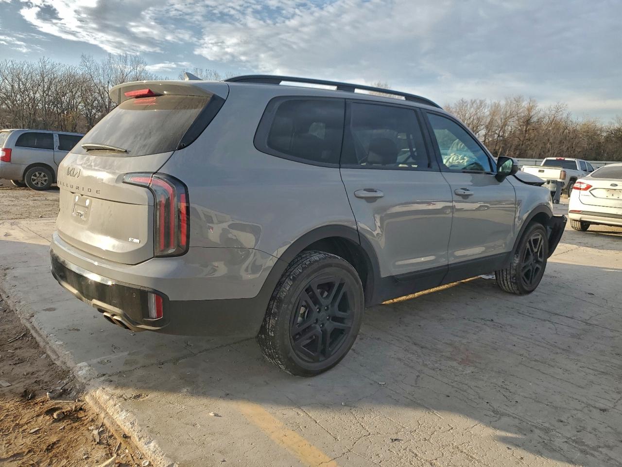 2025 KIA TELLURIDE EX photo 5