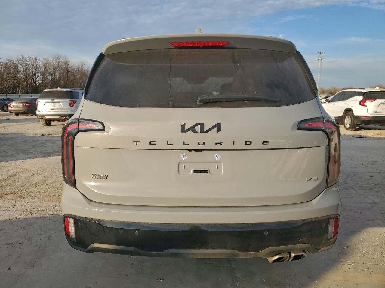 2025 KIA TELLURIDE EX photo 11