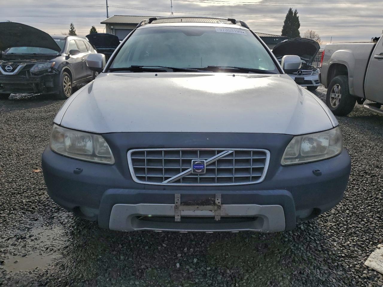 2007 VOLVO XC70 photo 9