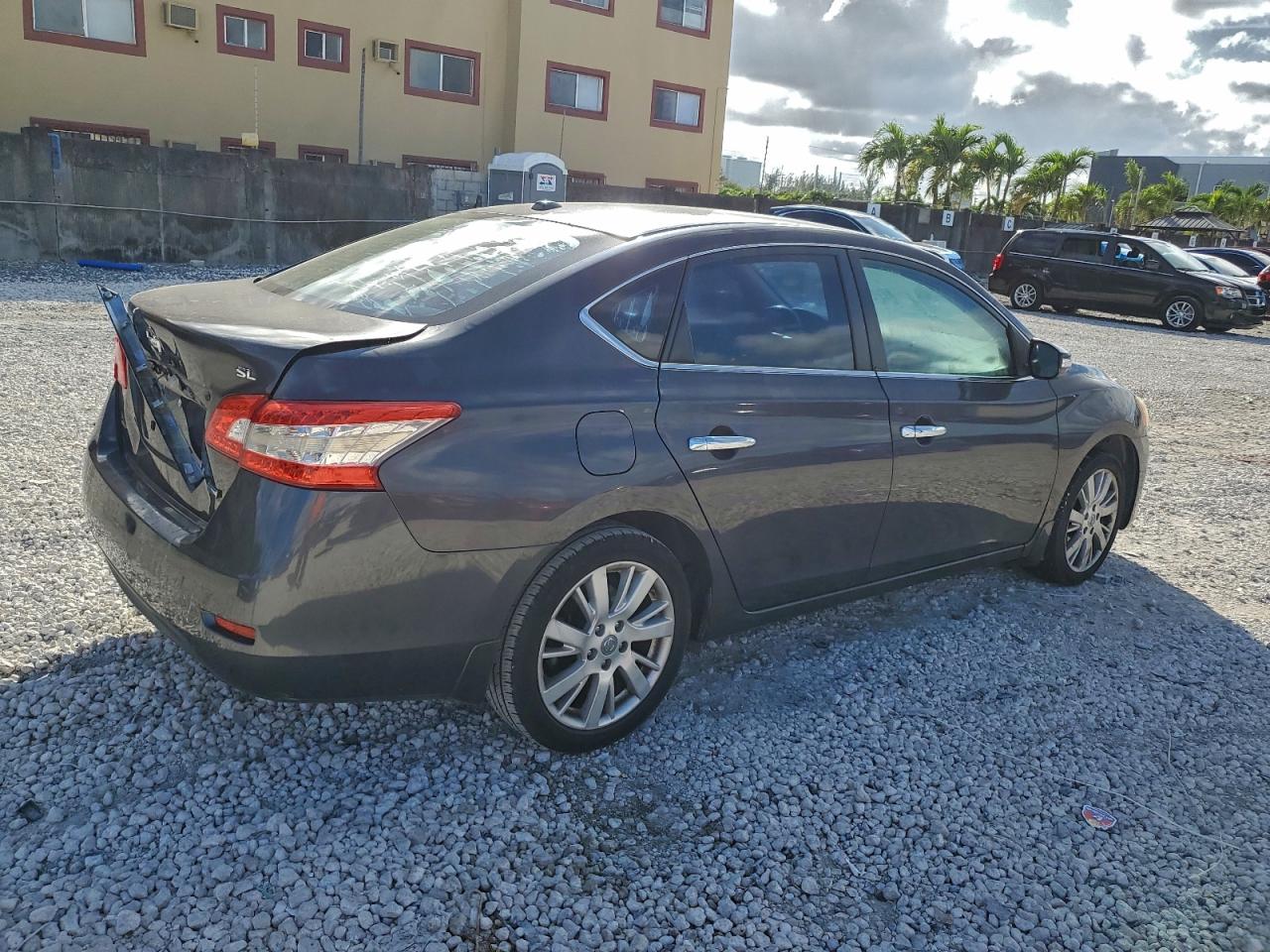 2013 NISSAN SENTRA S photo 3