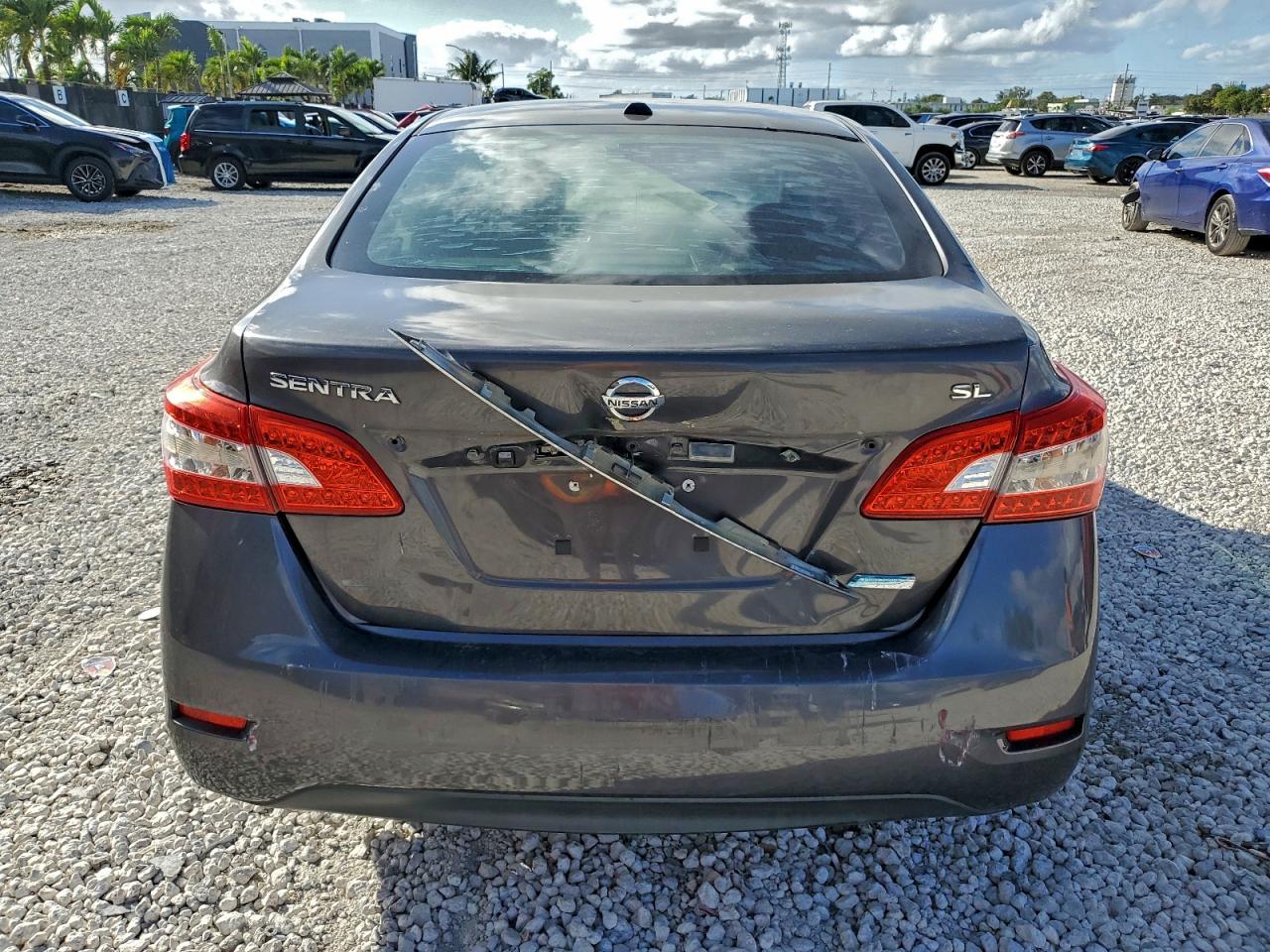 2013 NISSAN SENTRA S photo 6