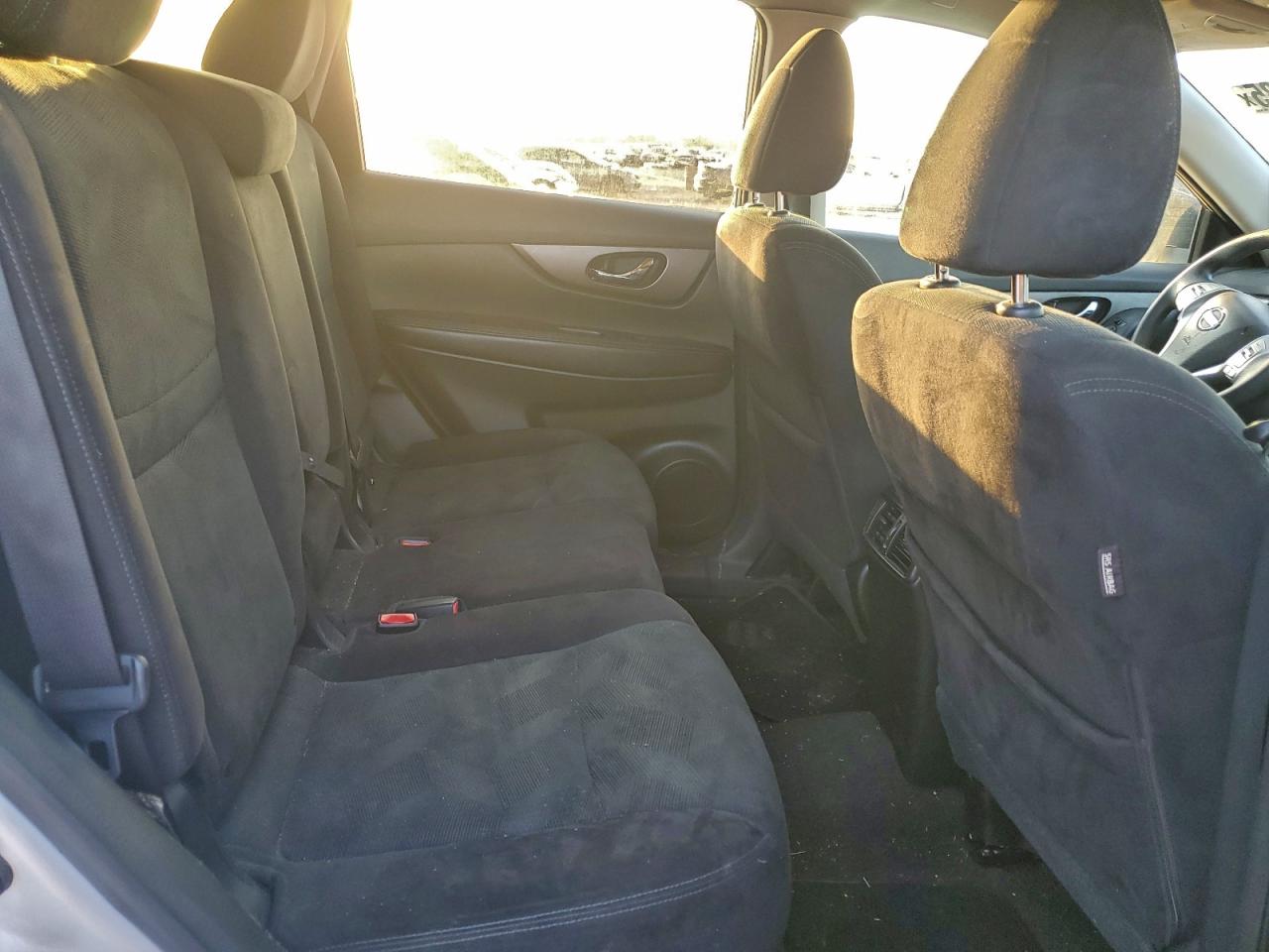 2014 NISSAN ROGUE S photo 11