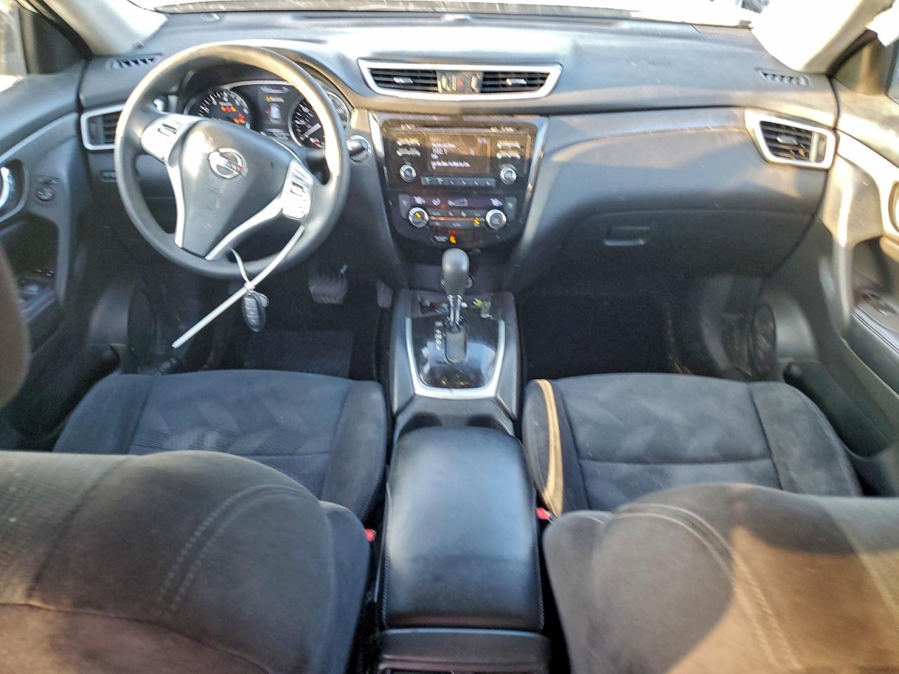 2014 NISSAN ROGUE S photo 8