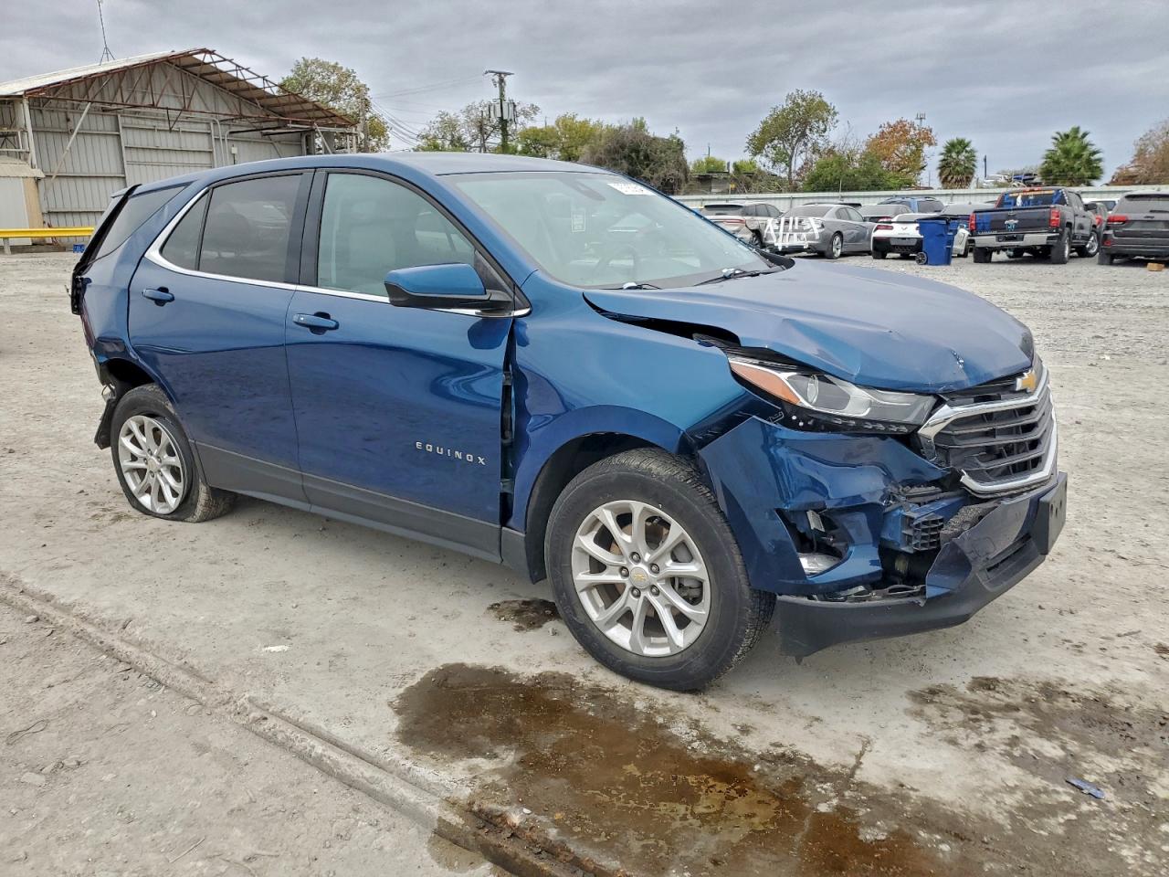 2020 CHEVROLET EQUINOX LT photo 4