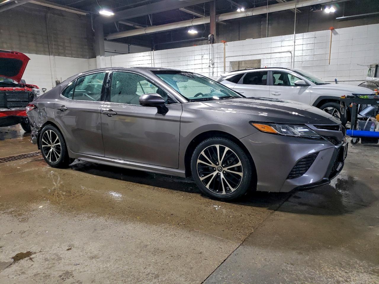 2018 TOYOTA CAMRY L photo 7