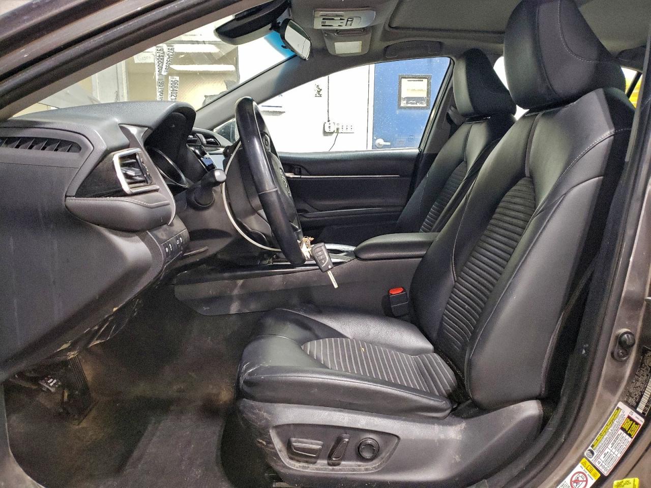 2018 TOYOTA CAMRY L photo 13