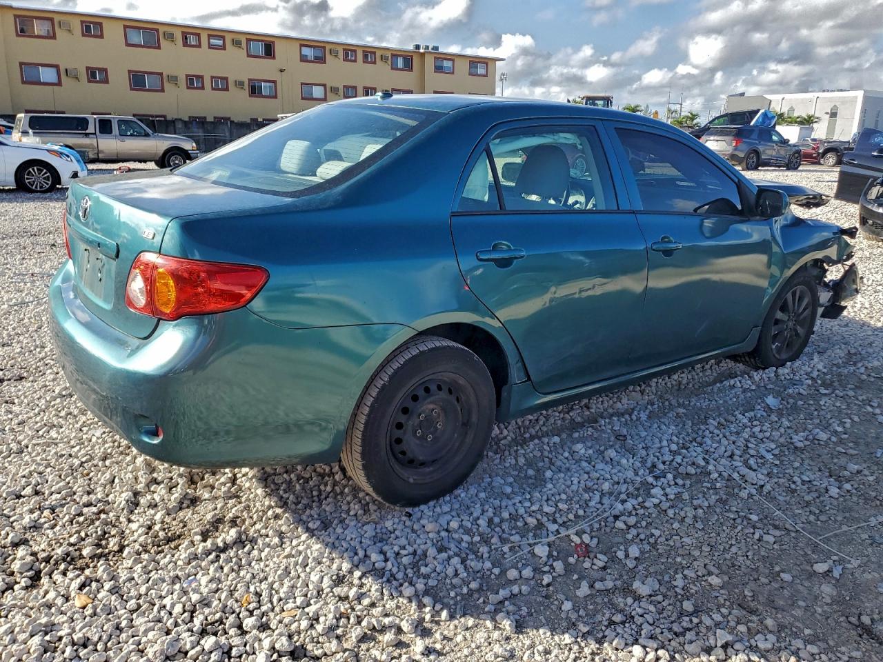 2010 TOYOTA COROLLA BASE photo 7