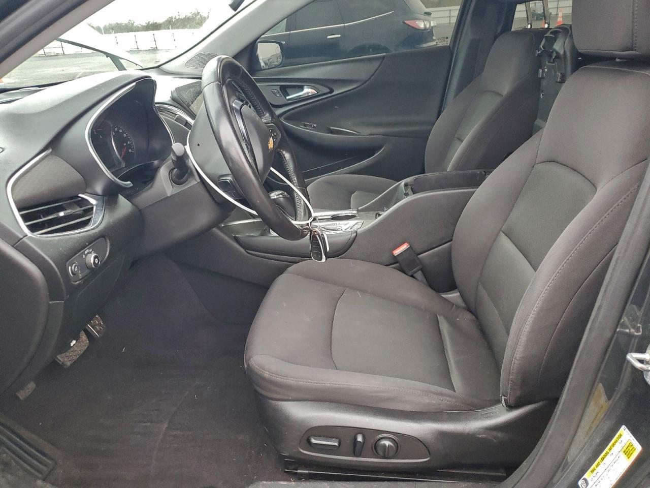 2017 CHEVROLET MALIBU LT photo 13