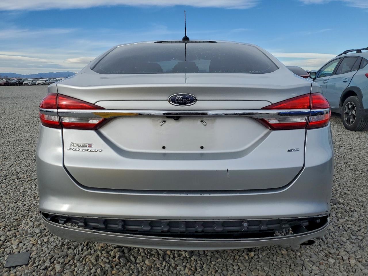 2017 FORD FUSION SE photo 16