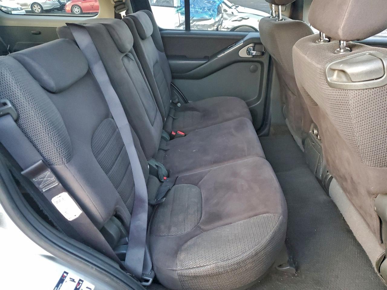 2006 NISSAN PATHFINDER LE photo 10