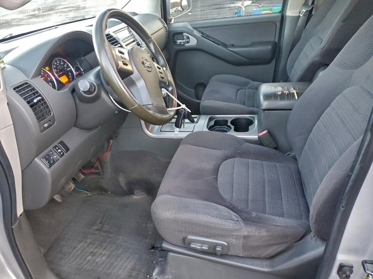 2006 NISSAN PATHFINDER LE photo 7