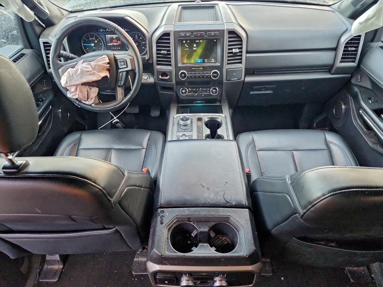 2019 FORD EXPEDITION XLT photo 8