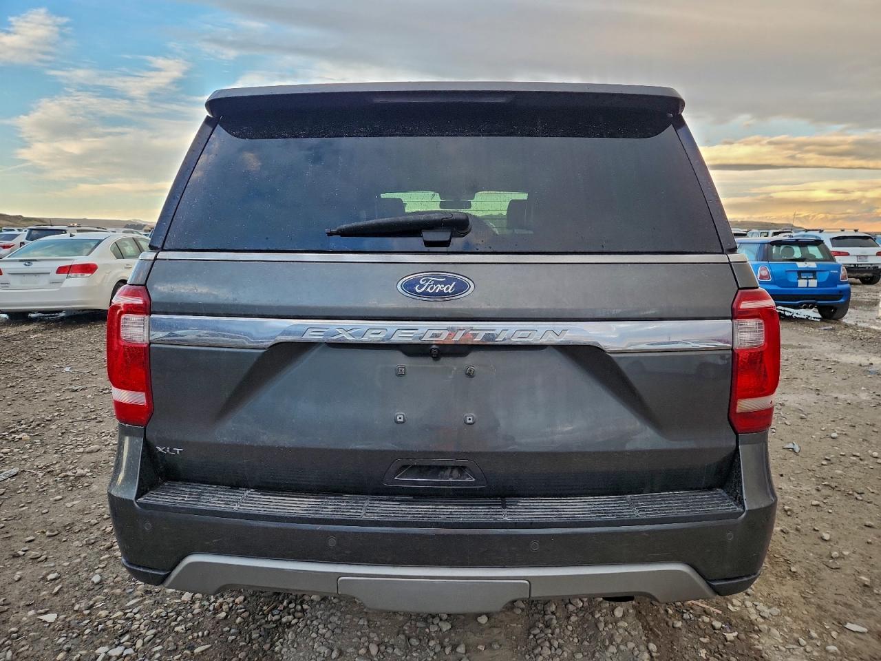 2019 FORD EXPEDITION XLT photo 6
